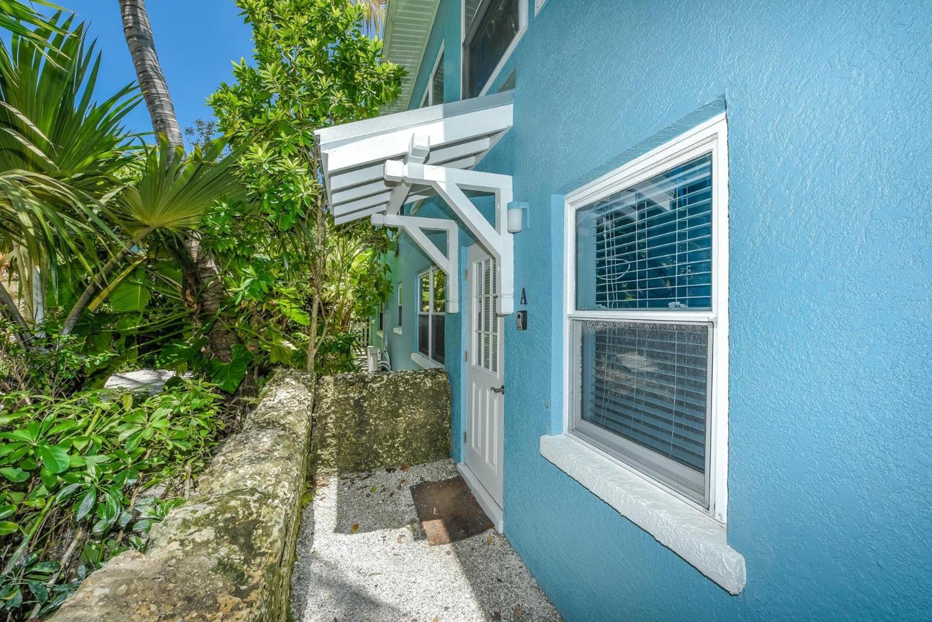 The Tiki Villa Holmes Beach Exterior photo